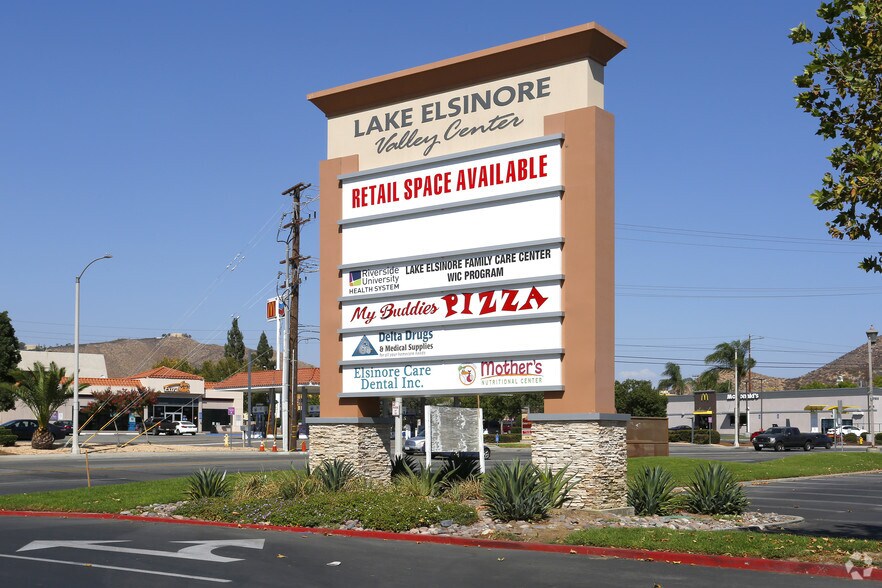 24952505 E Lakeshore Dr, Lake Elsinore, CA 92530 For Lease