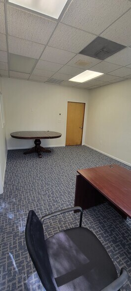 More Photos Of 291 Herbertsville Rd, Brick Office For Lease