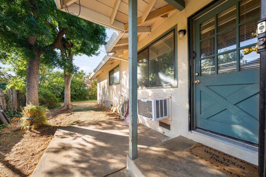More Photos Of 5743 Woodleigh Dr, Carmichael Multifamily For Sale