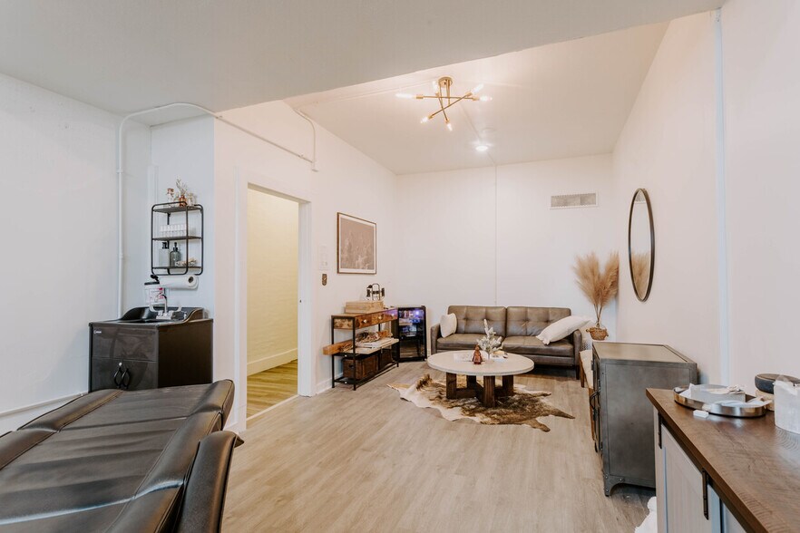 More Photos Of 3511 Gallatin Pike, Nashville Loft Creative Space For Lease