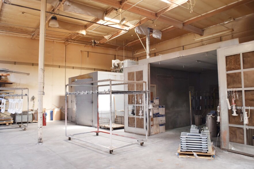 More Photos Of 2182 Maple Privado, Ontario Warehouse For Sale