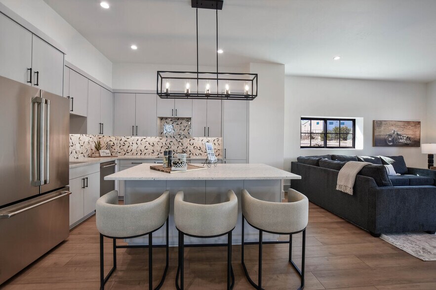 More Photos Of 1301 O Reilly Ct, Lakeway Specialty For Sale