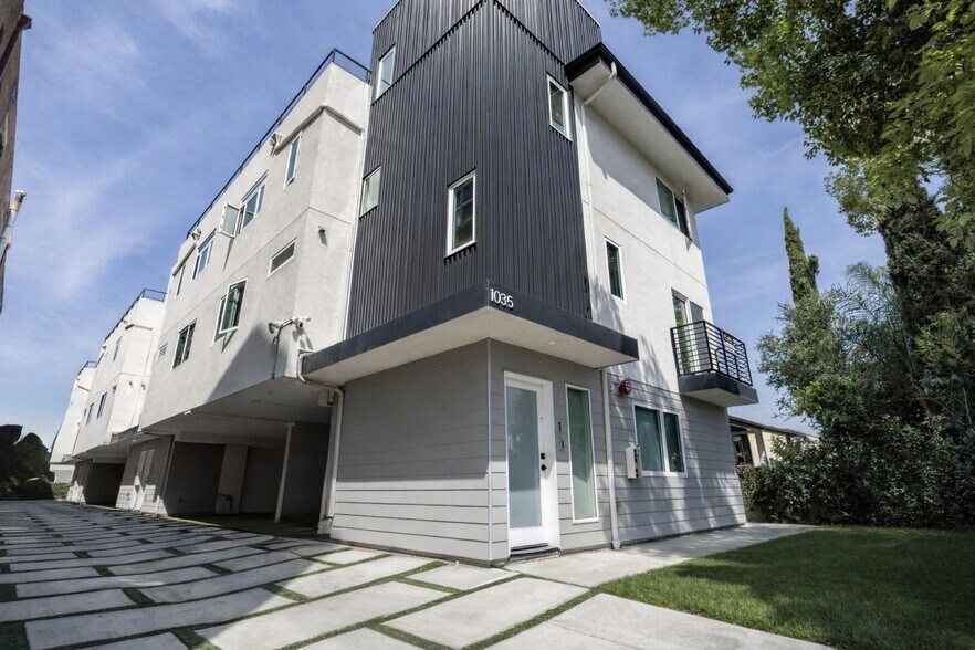 Primary Photo Of 1035 N Serrano Ave, Los Angeles Apartments For Sale