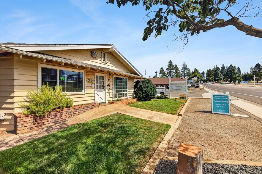 More Photos Of 6407 Skyway, Paradise Medical For Sale