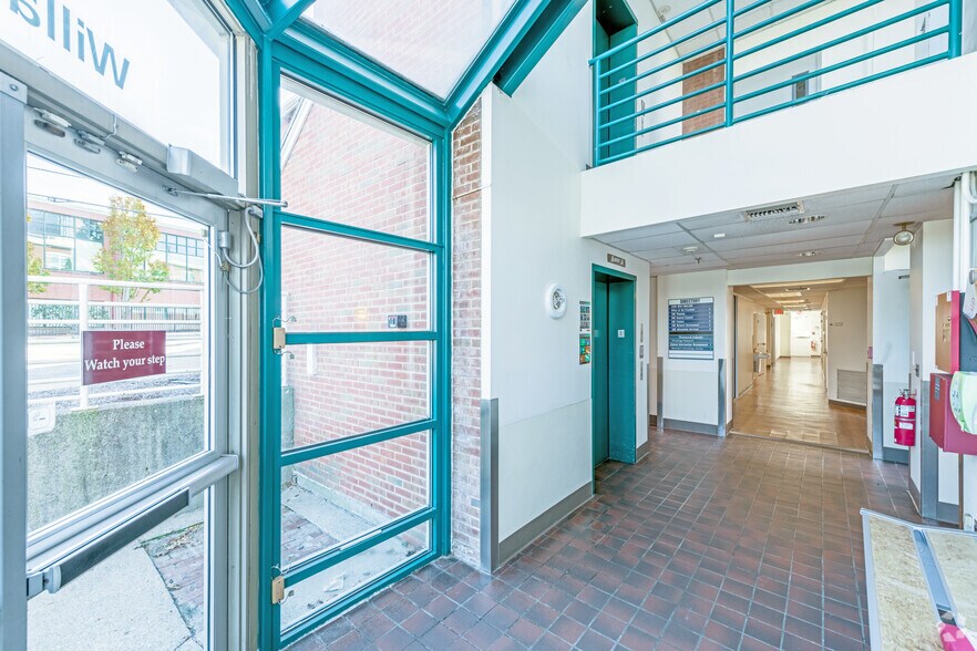 More Photos Of 45 Willard Ave, Providence Medical For Sale