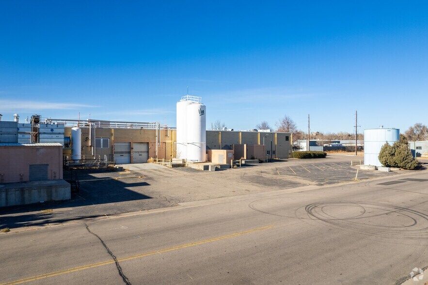 More Photos Of 450 25th St, Greeley Manufacturing For Sale