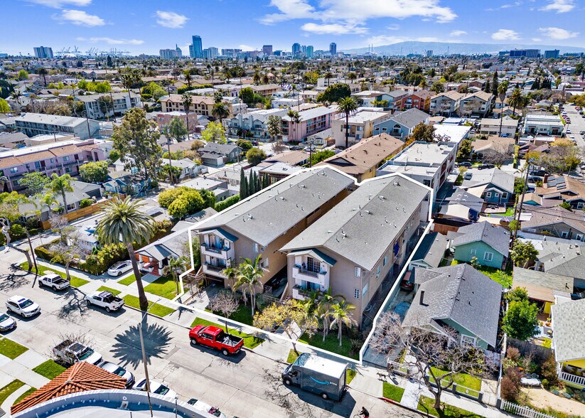 More Photos Of 1071-1075 Junipero Ave, Long Beach Apartments For Sale