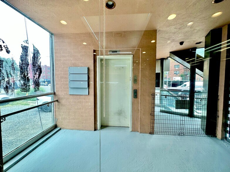 More Photos Of 14930-14936 Northern Blvd, Flushing Office For Sale