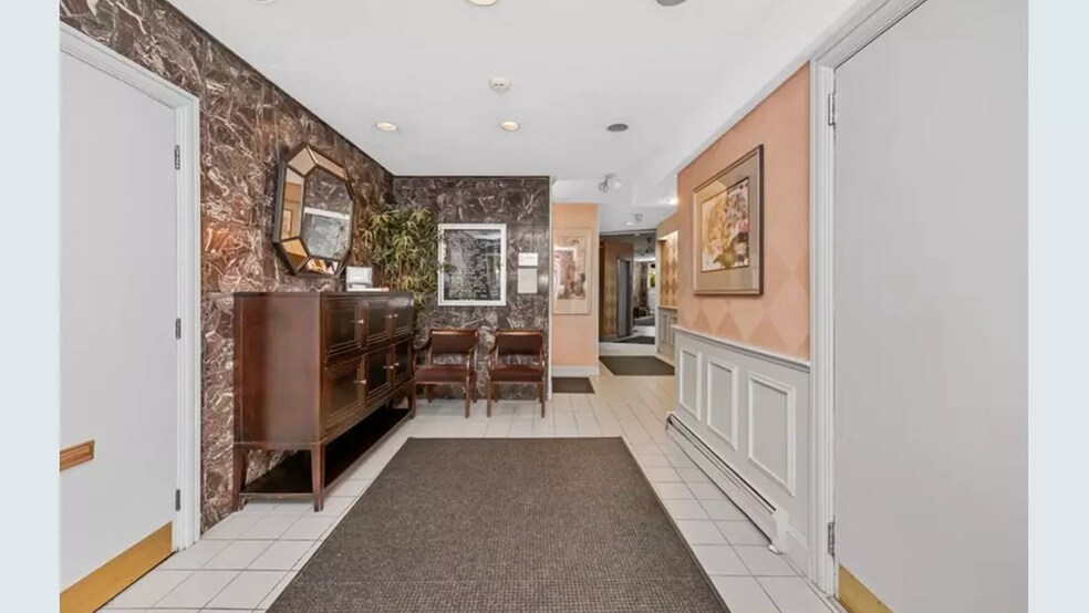 More Photos Of 1051 Beacon St, Brookline Medical For Sale