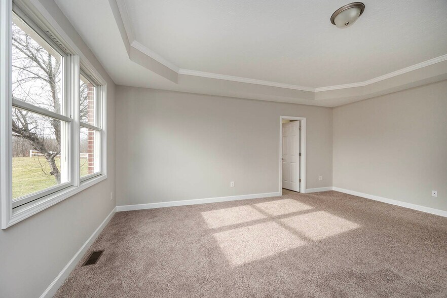 More Photos Of 65 Maplehurst Dr, Brownsburg Office For Sale