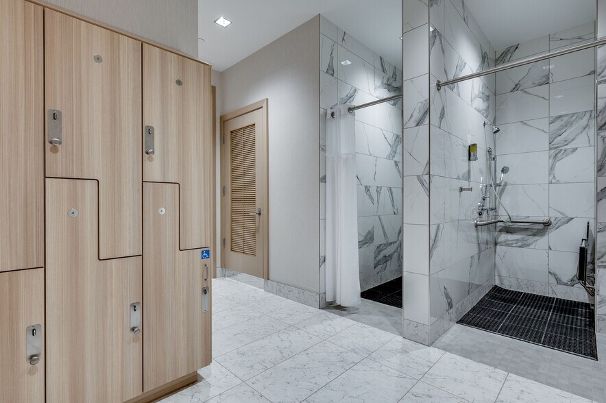 More Photos Of 6160 Warren Pky, Frisco Unknown For Lease