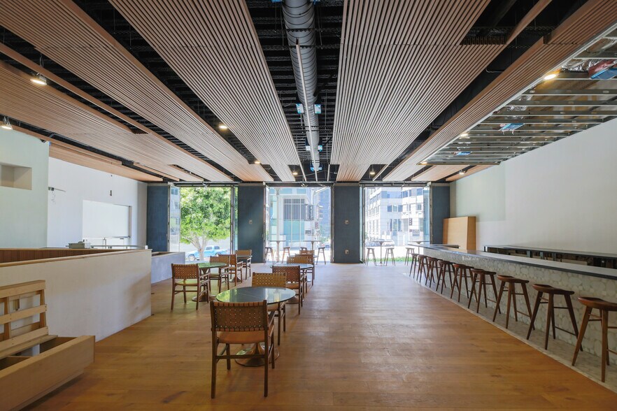 More Photos Of 915 Wilshire Blvd, Los Angeles Office For Lease