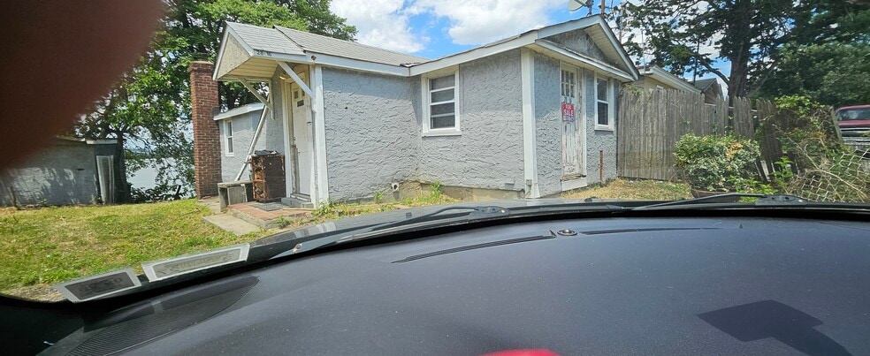 More Photos Of 2816 119th St, Flushing Specialty For Sale