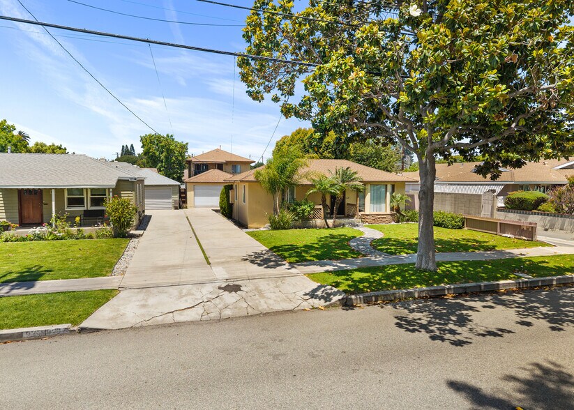 Primary Photo Of 937 E Palmyra Ave, Orange Apartments For Sale