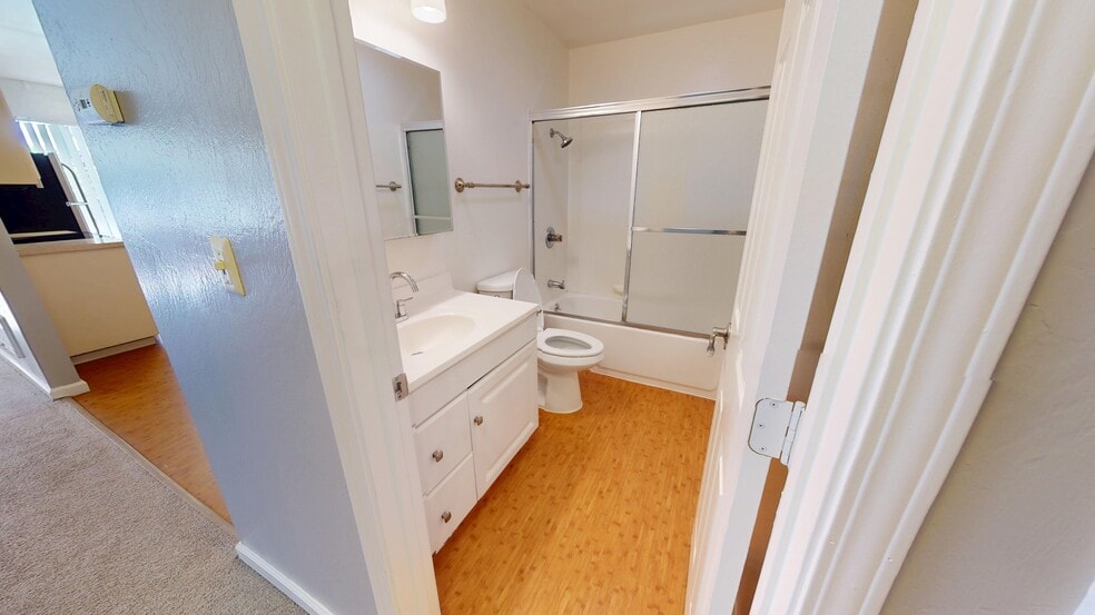 More Photos Of 1211 Paru St, Alameda Apartments For Sale
