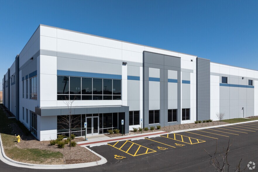Primary Photo Of 2100 N 15th Ave, Melrose Park Warehouse For Lease