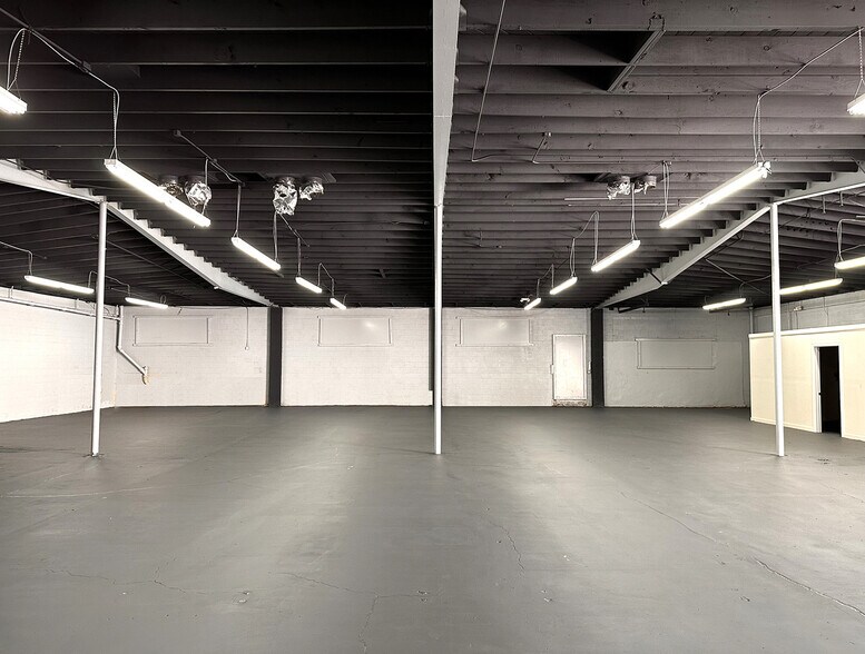More Photos Of 3433 E Pico Blvd, Los Angeles Warehouse For Lease