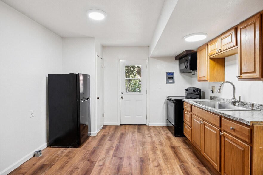 More Photos Of 601 Burns Ave, Aptos Multifamily For Sale