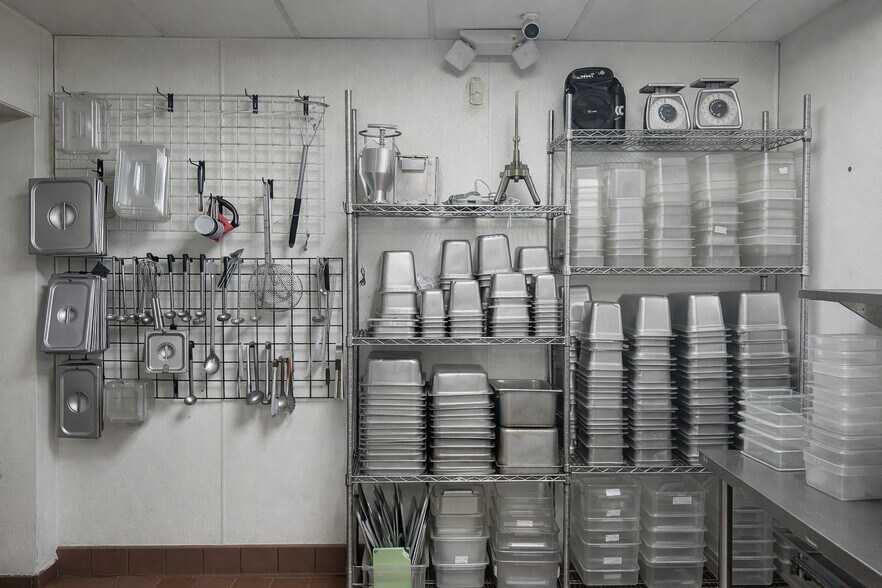 More Photos Of 11620 FM 620 N, Austin Restaurant For Sale