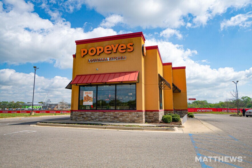 More Photos Of 876 N Eastern Blvd, Montgomery Fast Food For Sale