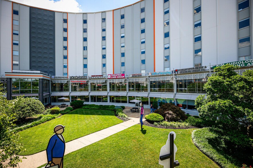 More Photos Of 261 Old York Rd, Jenkintown Medical For Lease