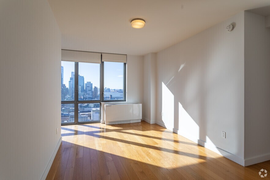 More Photos Of 606 W 57th St, New York Multifamily For Sale