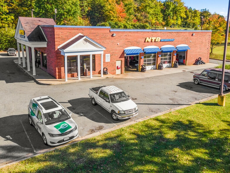 More Photos Of 5620-5750 Brook Rd, Richmond Unknown For Lease