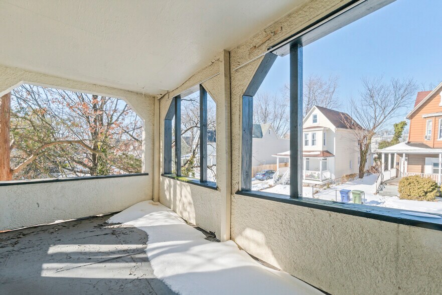 More Photos Of 3941 Lowndes Ave, Baltimore Multifamily For Sale