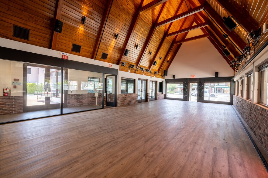 More Photos Of 8925 W Olympic Blvd, Beverly Hills Storefront Retail Office For Sale