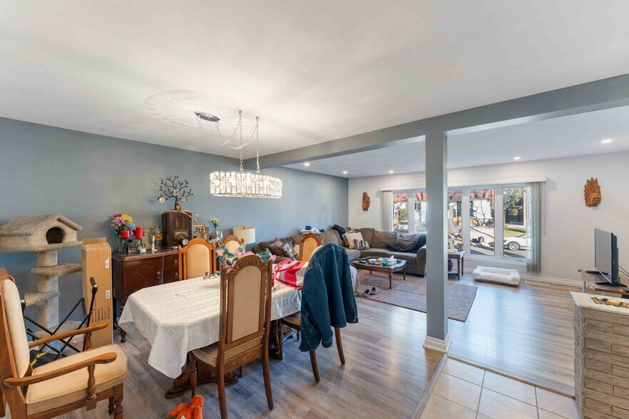 More Photos Of 732 Morin St, Ottawa Apartments For Sale