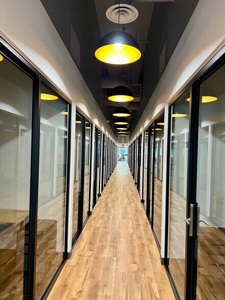 More Photos Of 163 Town Pl, Fairview Coworking Space