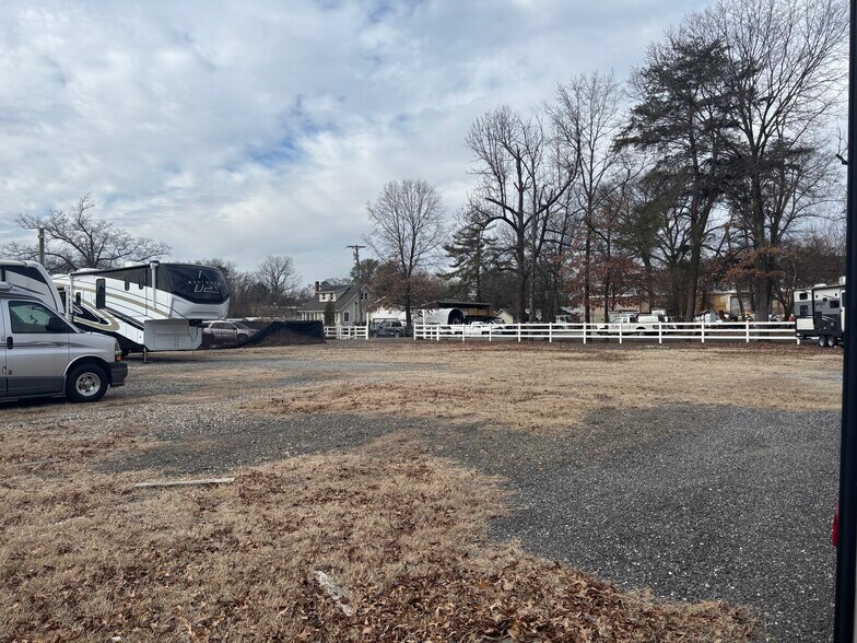 More Photos Of 8274 Telegraph Rd, Odenton Freestanding For Lease