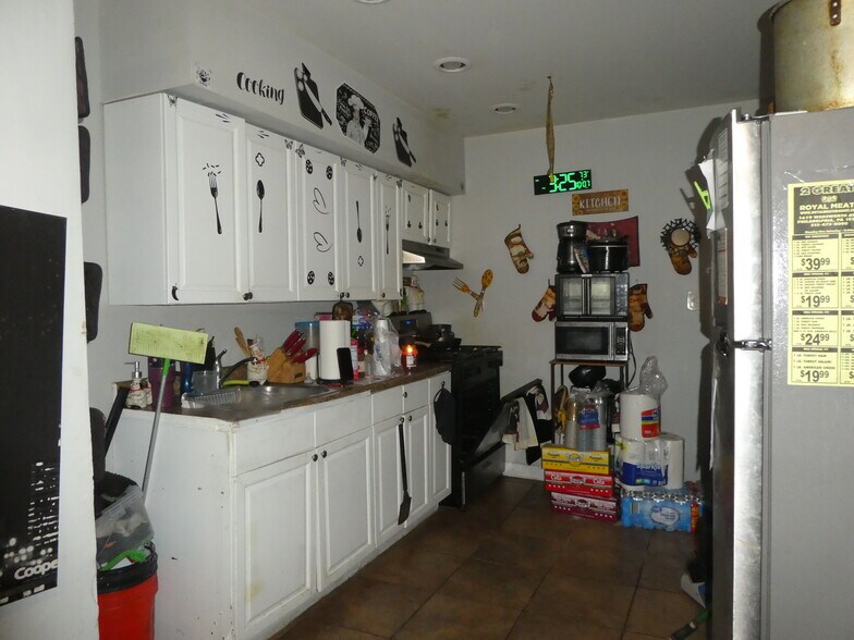 More Photos Of , Philadelphia Unknown For Sale