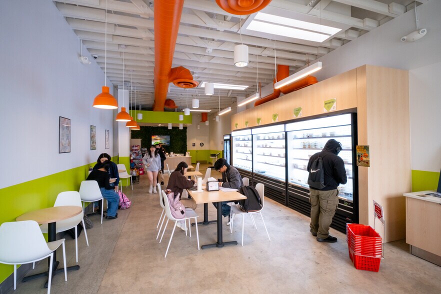 More Photos Of 850-864 N Vermont Ave, Los Angeles Unknown For Sale