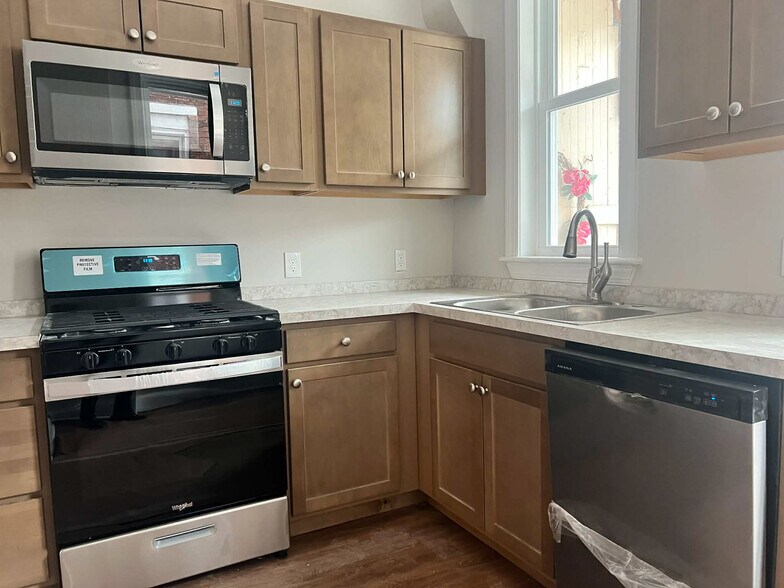 More Photos Of , Harrisburg Multifamily For Sale