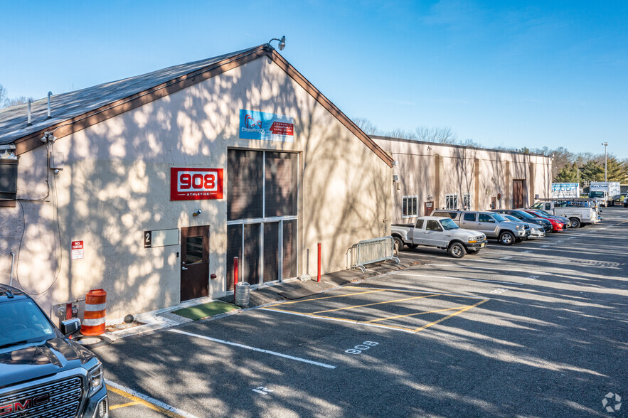 Primary Photo Of 10 Summit Ave, Berkeley Heights Warehouse For Lease