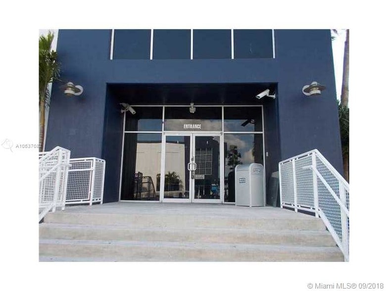 More Photos Of 7620 NW 25th St, Miami Distribution For Sale