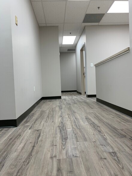 More Photos Of 333 Forsgate Dr, Jamesburg Storefront Retail Office For Lease