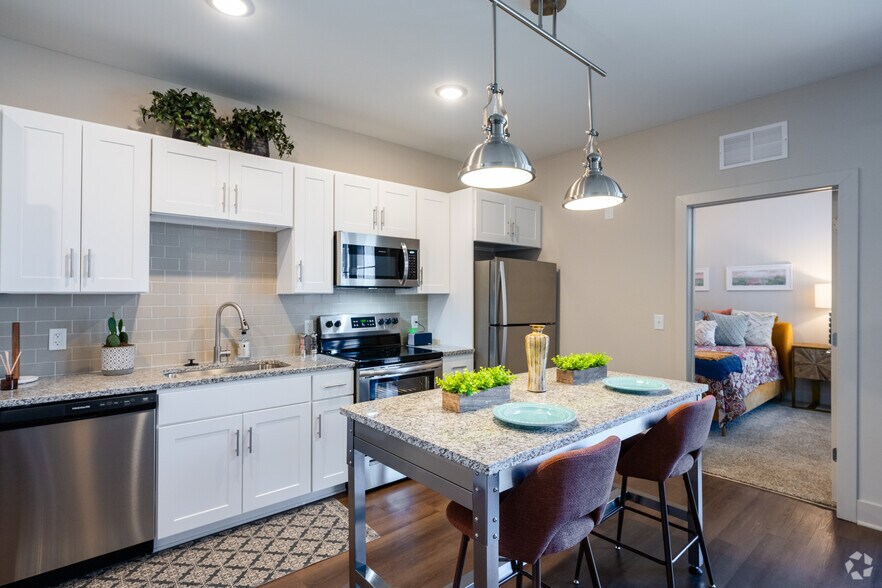 More Photos Of 10945 Nuckols Rd, Glen Allen Apartments For Sale