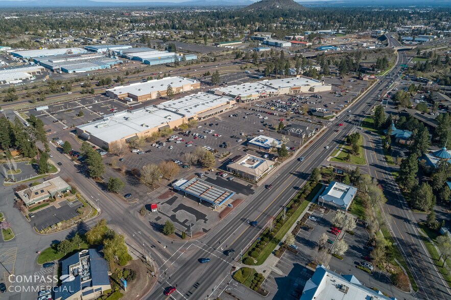 More Photos Of 3044-3188 N Highway 97, Bend Unknown For Lease
