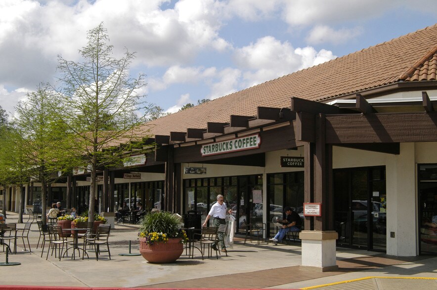 More Photos Of 4775 W Panther Creek Dr, The Woodlands Freestanding For Lease