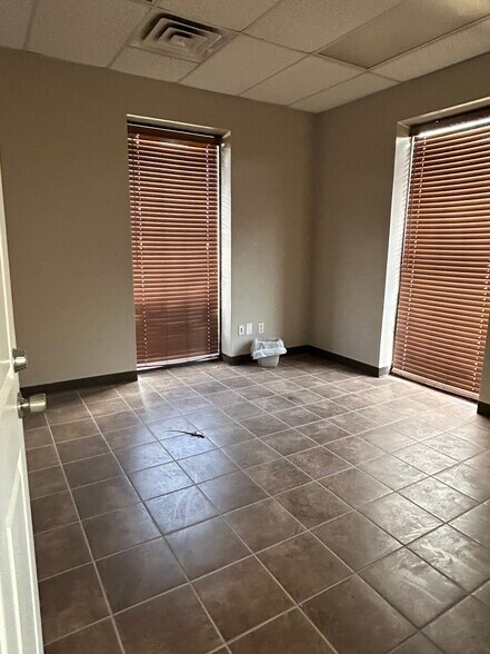 More Photos Of 12620 W County Road 133, Odessa Warehouse For Lease