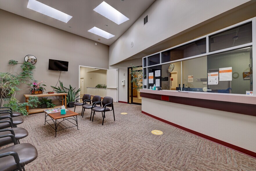 More Photos Of 715 N Weber St, Colorado Springs Medical For Sale