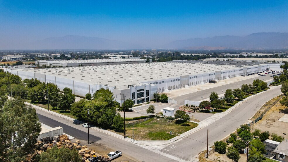 Primary Photo Of 825 E Central Ave, San Bernardino Distribution For Lease