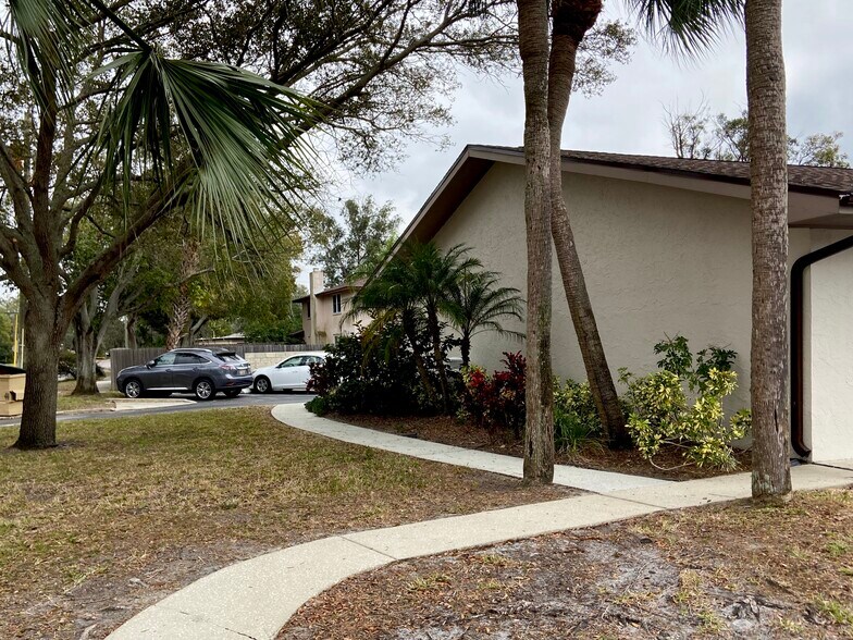 More Photos Of 500-510 Pasadena Ave S, St, Saint Petersburg Medical For Lease