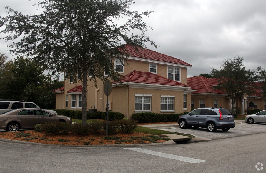 More Photos Of 15249 Amberly Dr, Tampa Office For Lease