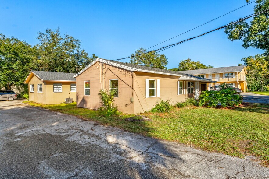 More Photos Of 85-89 NW Irwin Ave, West Melbourne Apartments For Sale