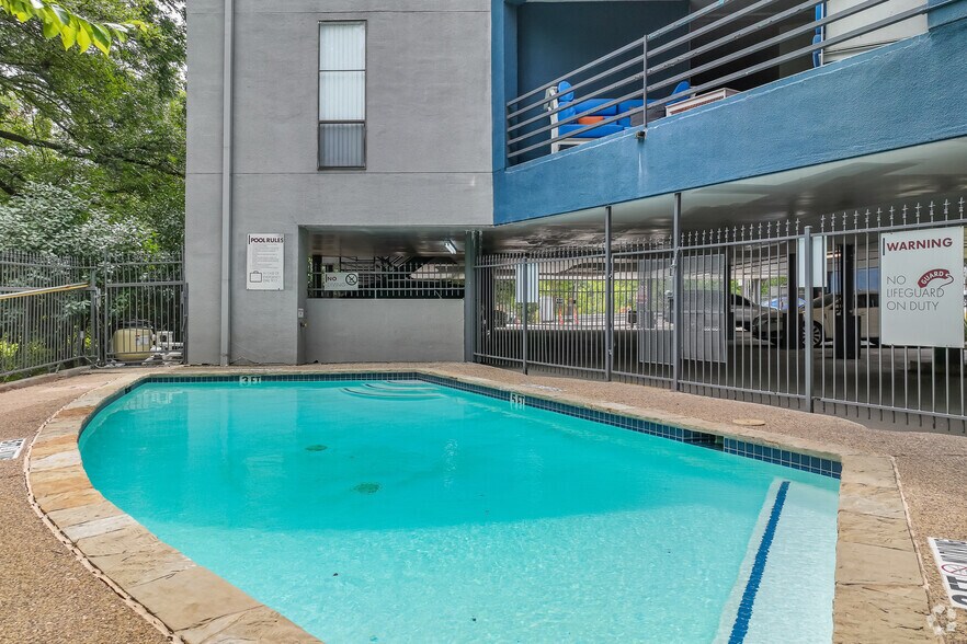 More Photos Of 7570-7610 Skillman St, Dallas Apartments For Sale