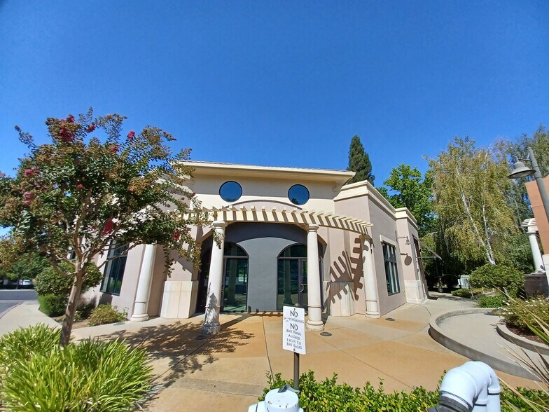 More Photos Of 9711 Village Center Dr, Granite Bay Unknown For Lease