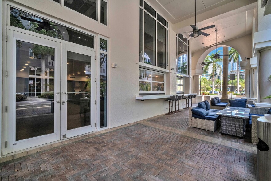 More Photos Of 511 SE 5th Ave, Fort Lauderdale Apartments For Sale